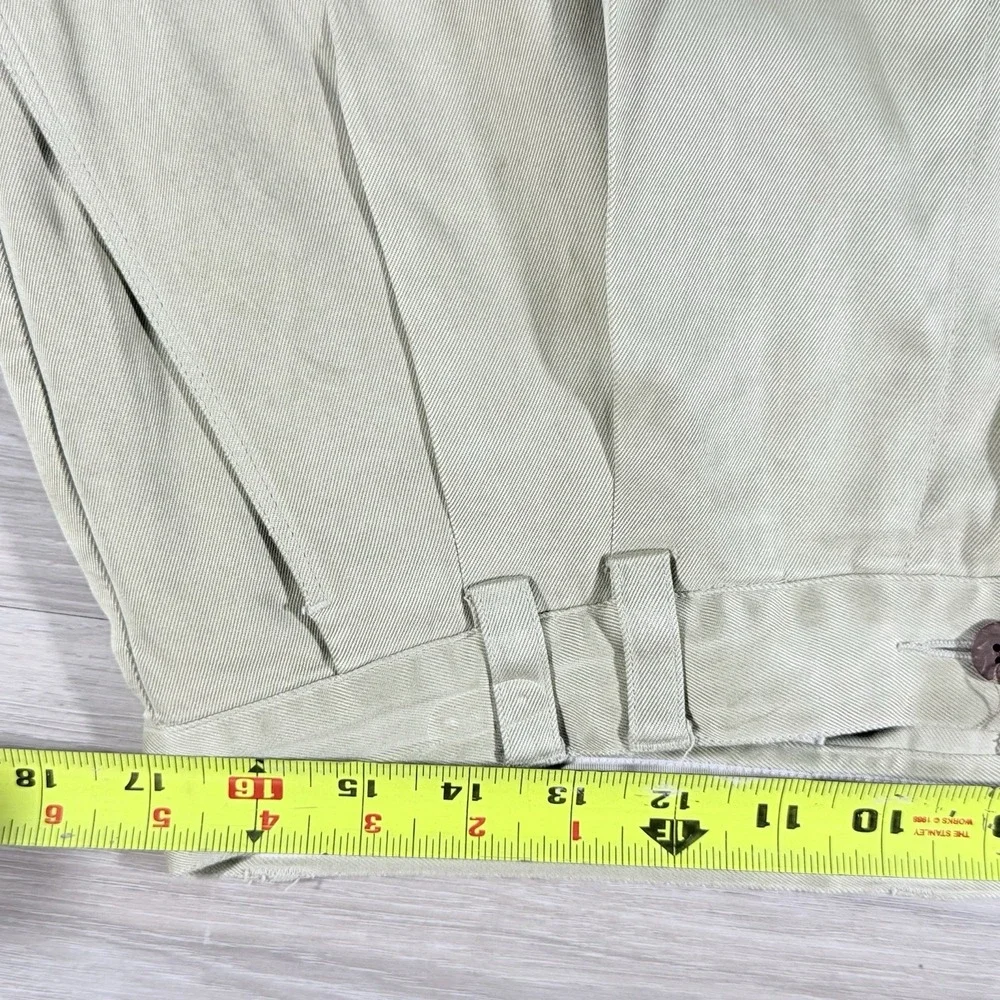 Tommy Bahama 100% Silk Shorts Size 34 Men's Twill Pleated Front Brown Embroider